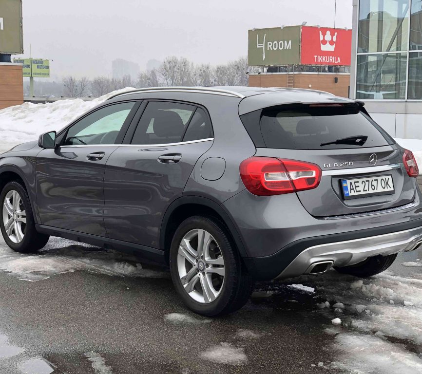 Mercedes-Benz GLA-Class 2015