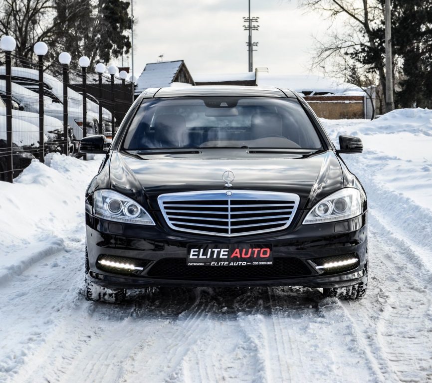 Mercedes-Benz S-Class 2010