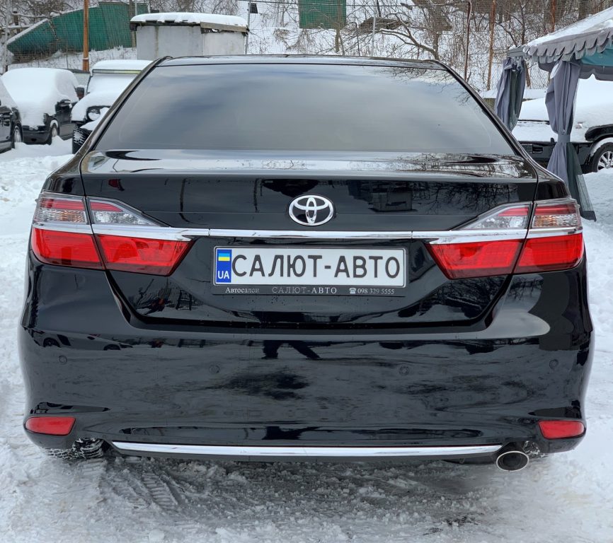 Toyota Camry 2017