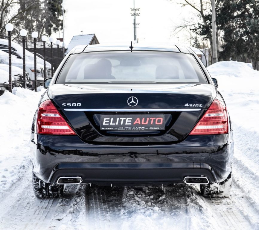 Mercedes-Benz S-Class 2010