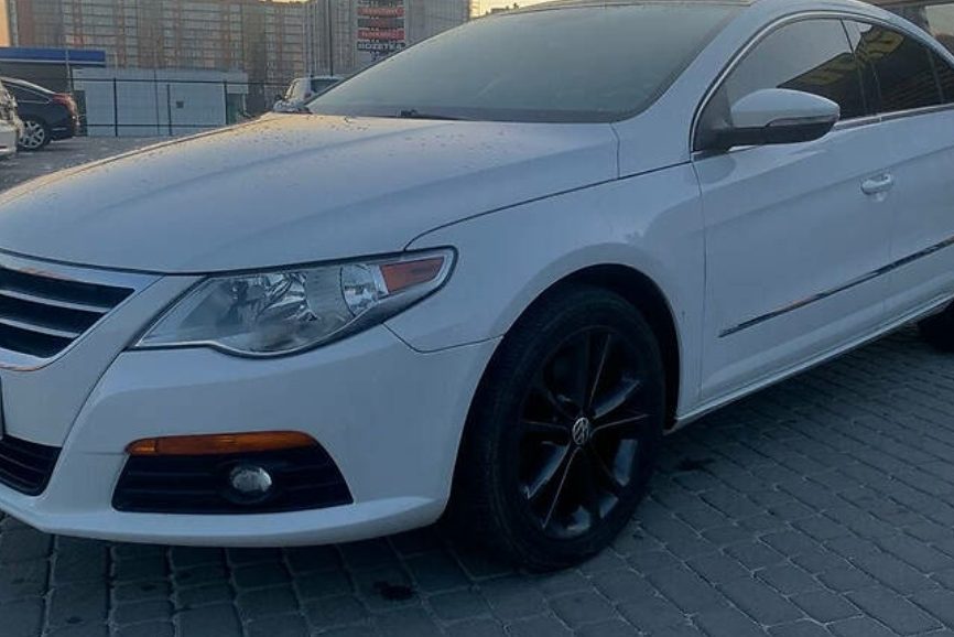 Volkswagen CC 2011