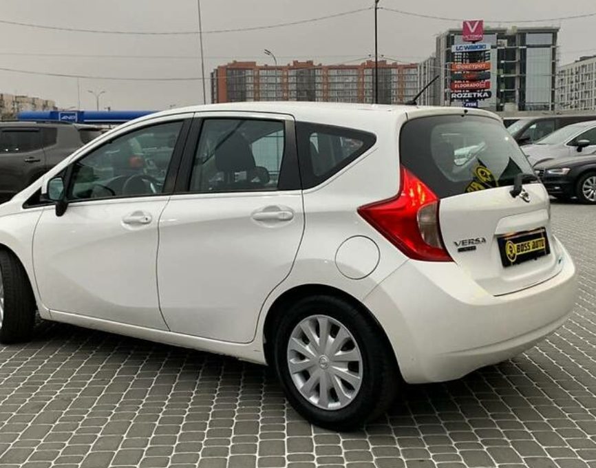 Nissan Versa 2014