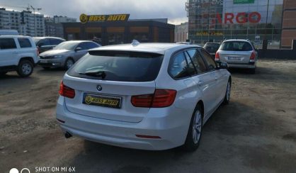 BMW 318 2013