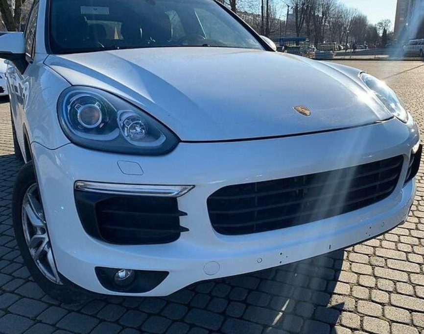 Porsche Cayenne 2016