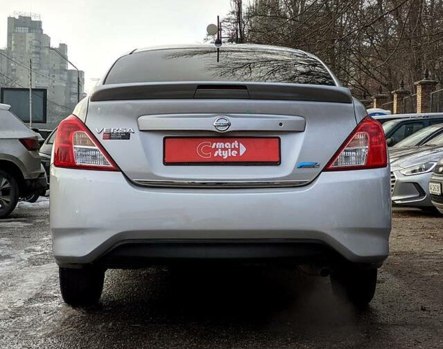 Nissan Versa 2016