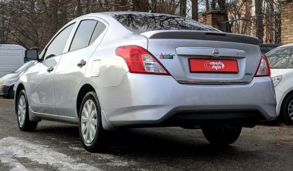 Nissan Versa 2016