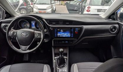 Toyota Auris 2016