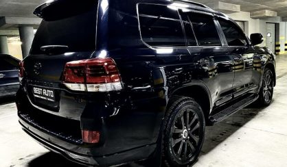 Toyota Land Cruiser 200 2016