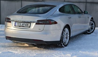 Tesla Model S 2013