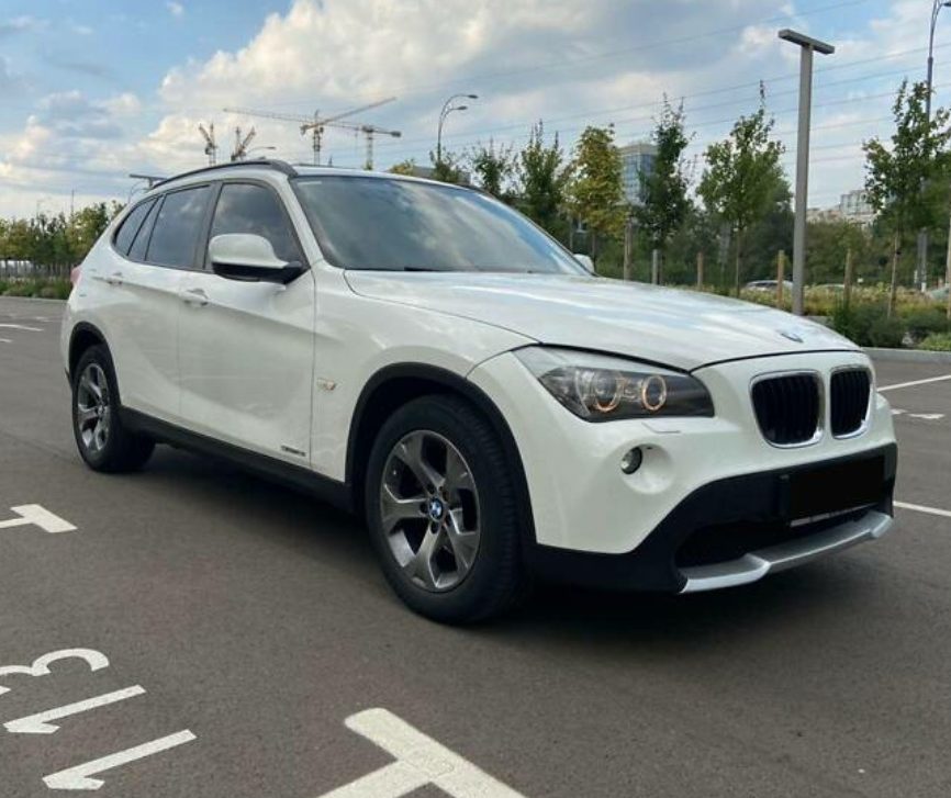 BMW X1 2011