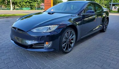 Tesla Model S 2013