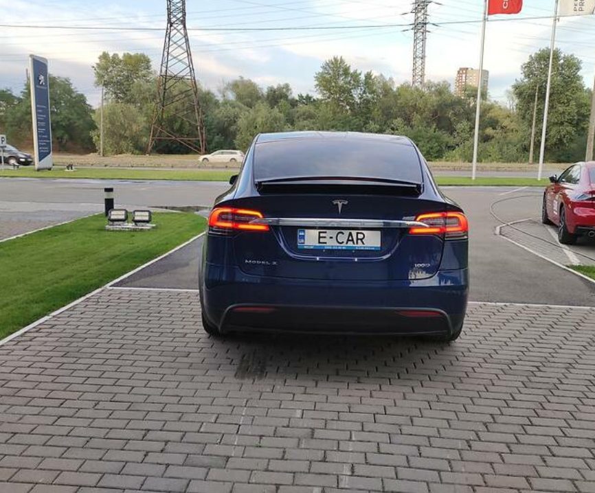 Tesla Model X 2018