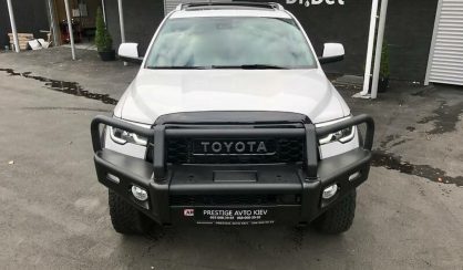Toyota Sequoia 2018