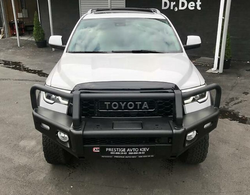 Toyota Sequoia 2018