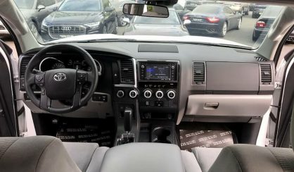 Toyota Sequoia 2018