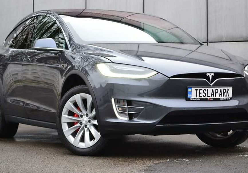 Tesla Model X 2016