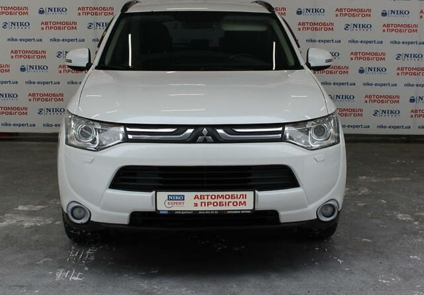 Mitsubishi Outlander 2013