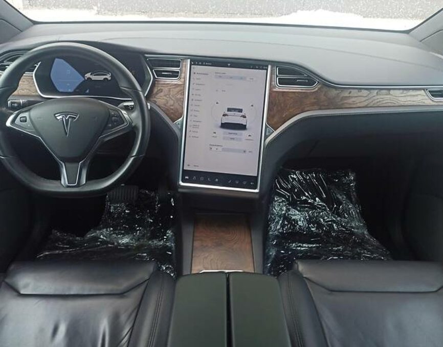 Tesla Model X 2018