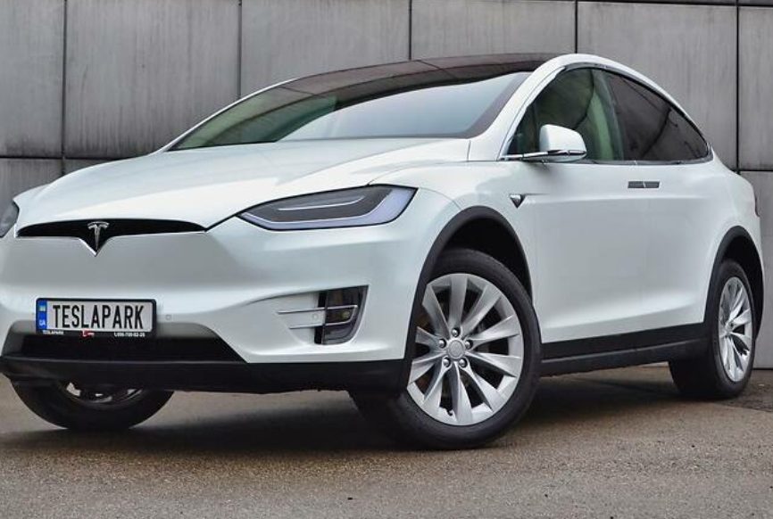 Tesla Model X 2018