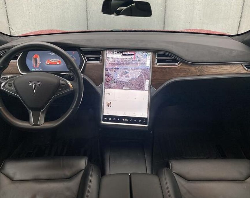 Tesla Model S 2016