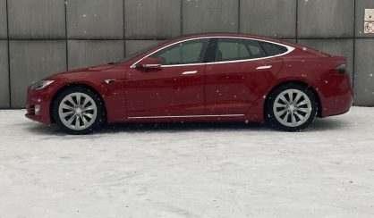 Tesla Model S 2016