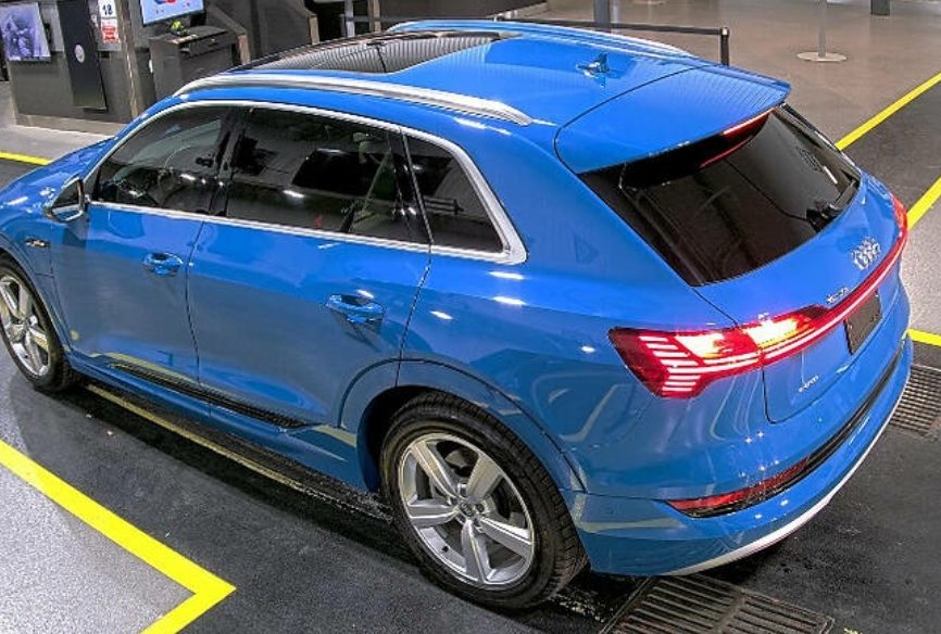 Audi e-tron 2019