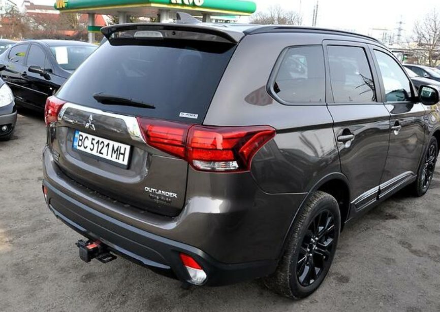 Mitsubishi Outlander 2018