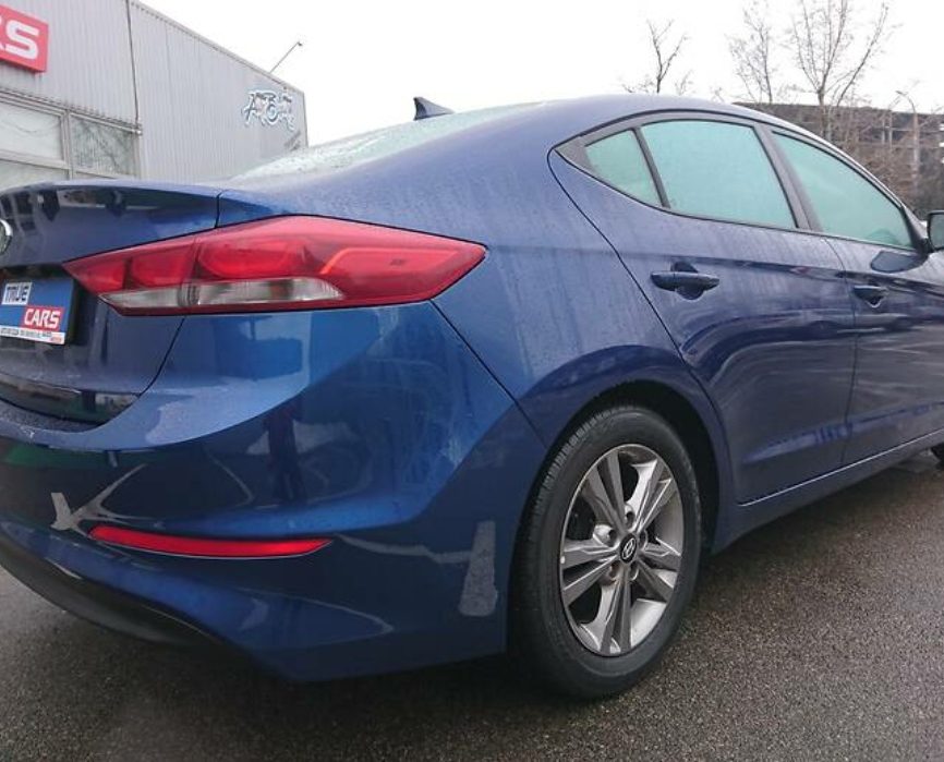 Hyundai Elantra 2017