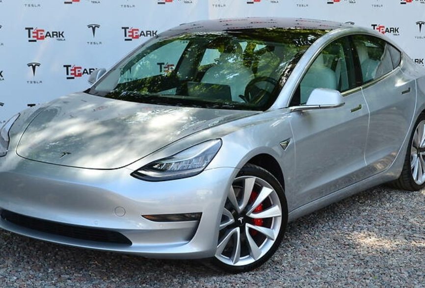 Tesla Model 3 2018