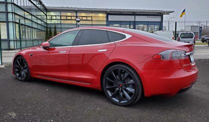 Tesla Model S 2017