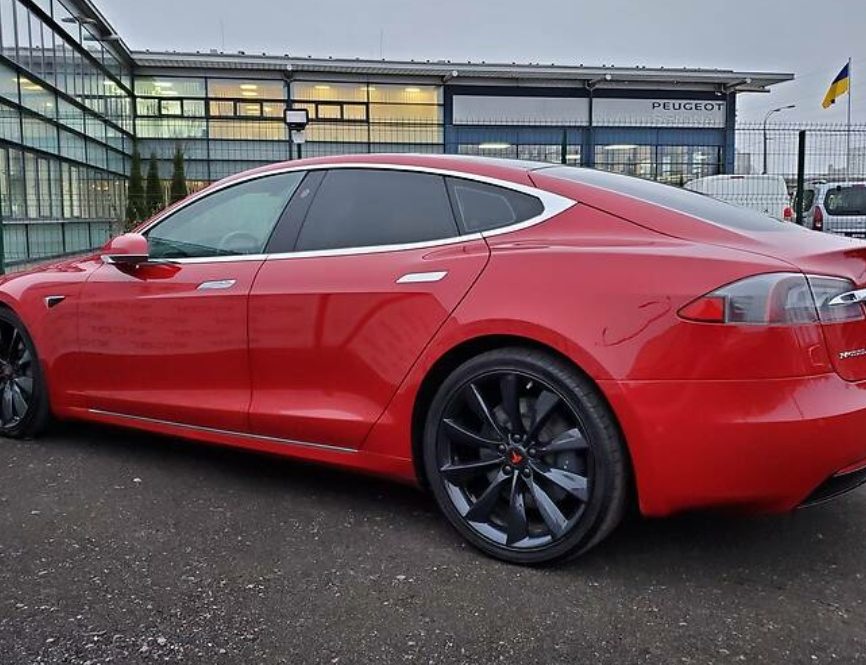 Tesla Model S 2017