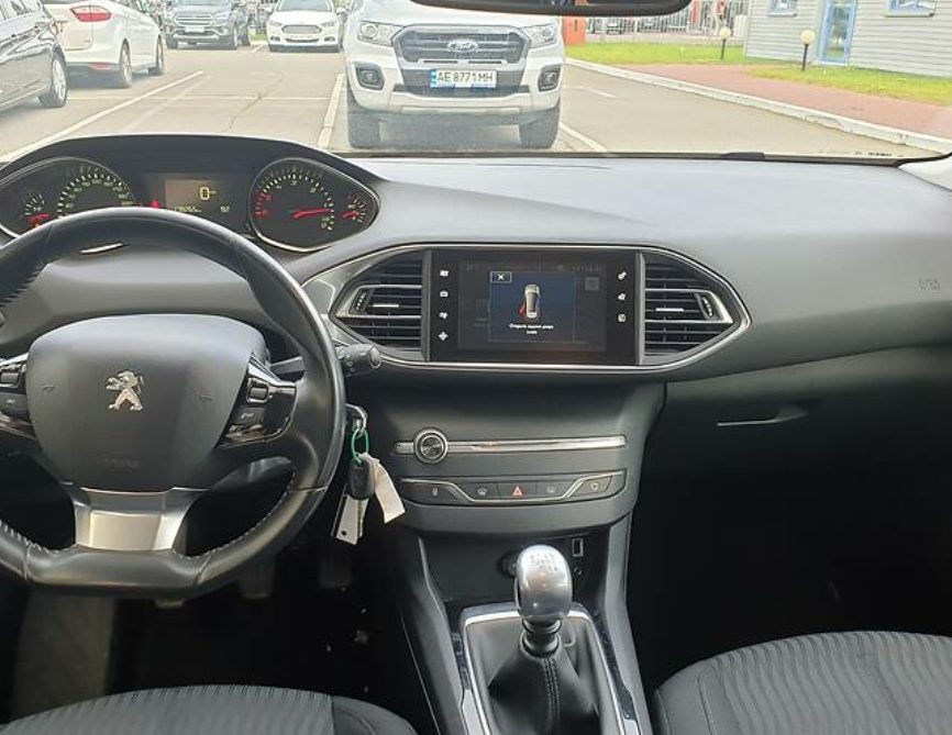 Peugeot 308 SW 2015