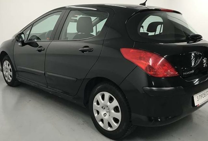 Peugeot 308 2011