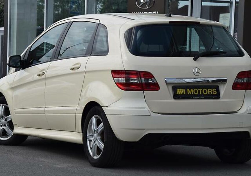 Mercedes-Benz B 180 2011