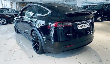 Tesla Model X 2016