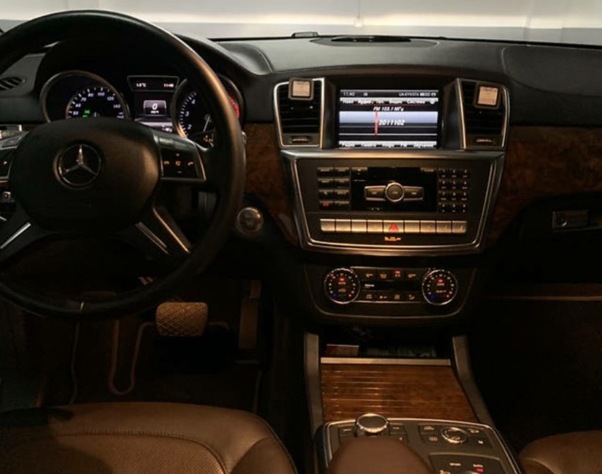 Mercedes-Benz GL 550 2013