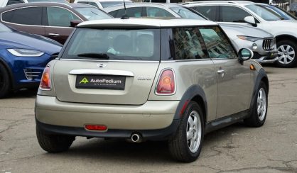 MINI Cooper 2010