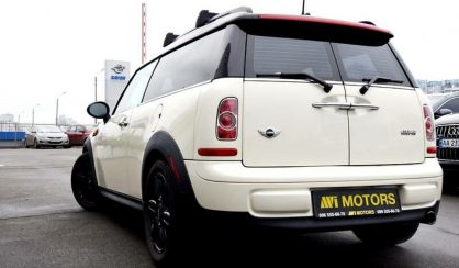 MINI Clubman 2012