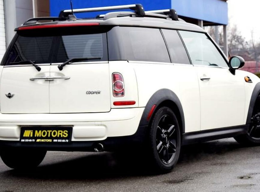 MINI Clubman 2012