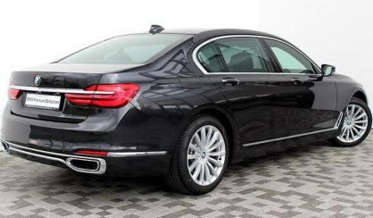 BMW 730 2016