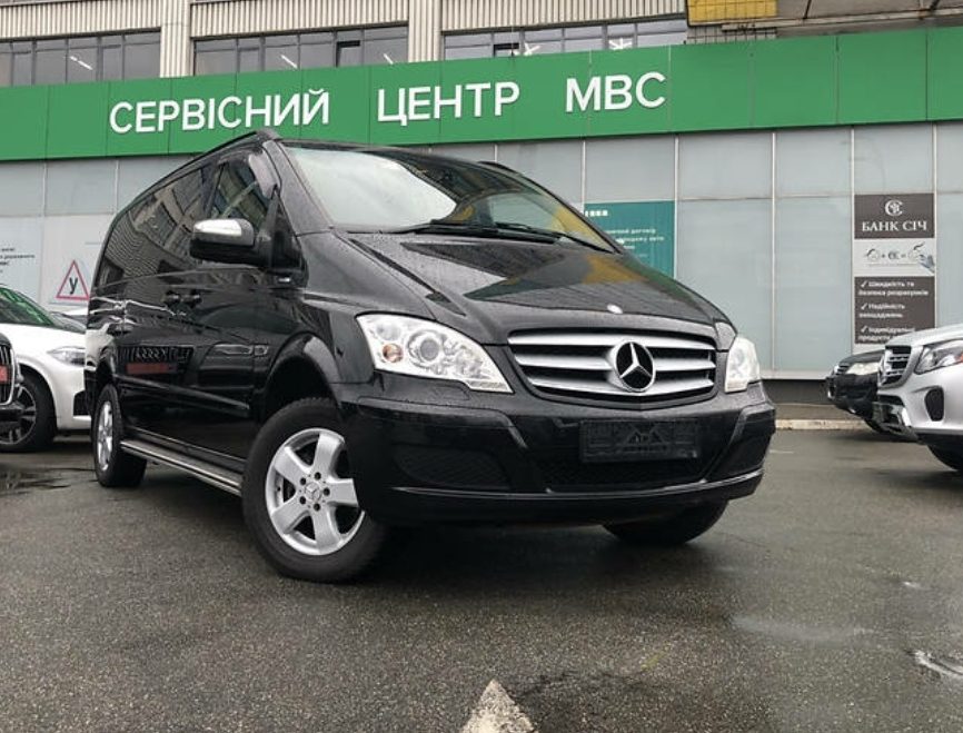 Mercedes-Benz Viano 2011