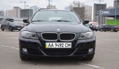 BMW 320 2010