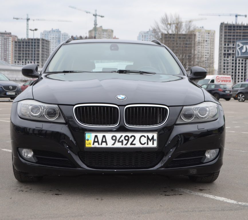 BMW 320 2010