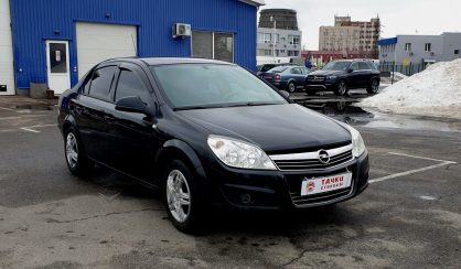 Opel Astra 2012