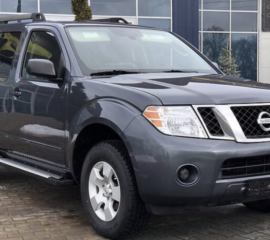 Nissan Pathfinder 2011