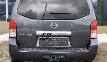 Nissan Pathfinder 2011