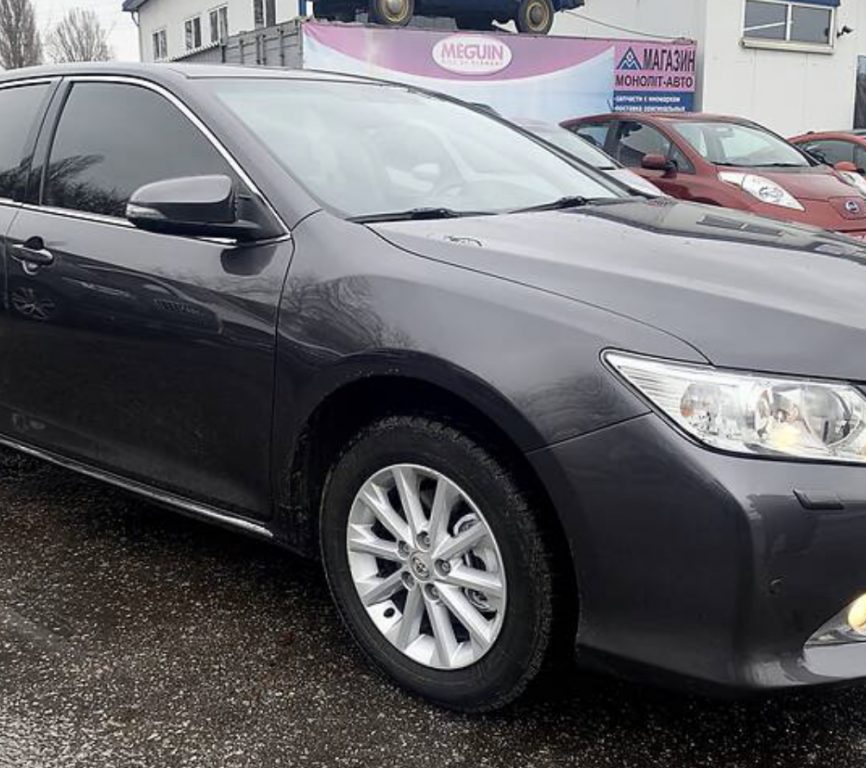 Toyota Camry 2014