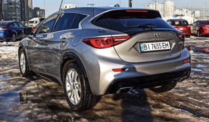 Infiniti QX30 2016