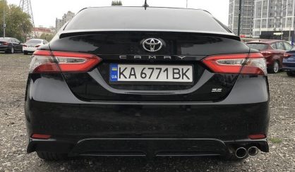 Toyota Camry 2019