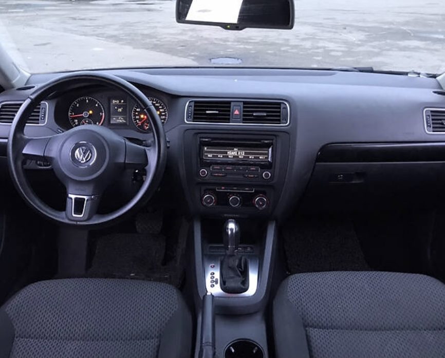 Volkswagen Jetta 2012